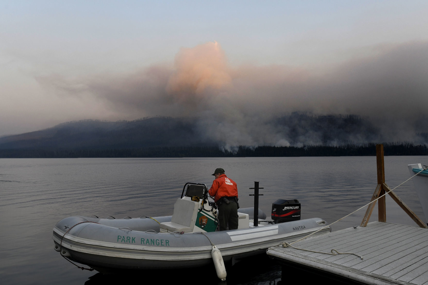 Howe Ridge fire burning Monday morning